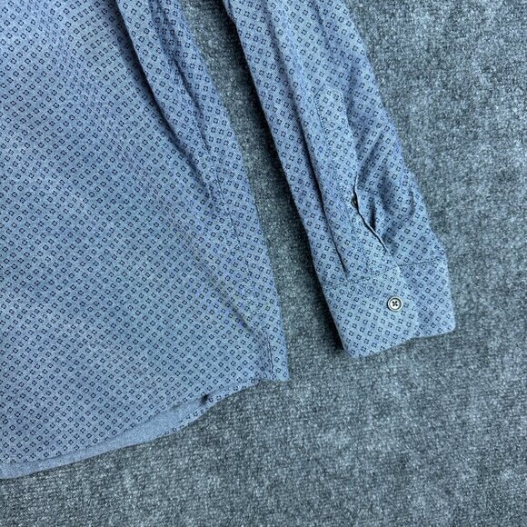 Banana Republic Shirt Mens XL Standard Fit Button Up Blue CottonPrint Pocket - Picture 2 of 7